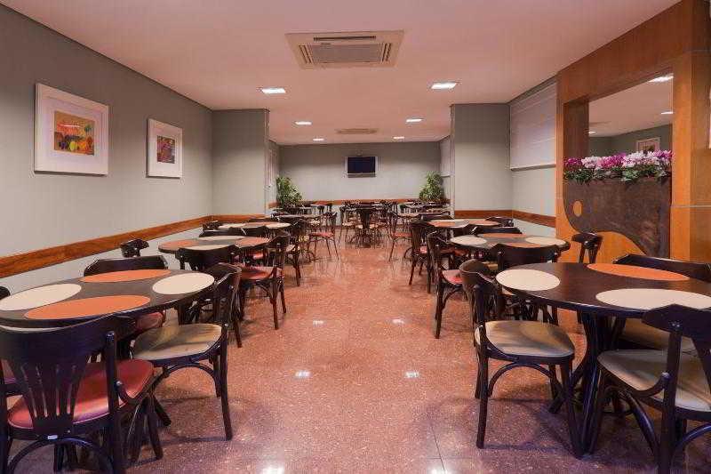 Holiday Inn Express Avenida Sumare เซาเปาโล ร้านอาหาร รูปภาพ