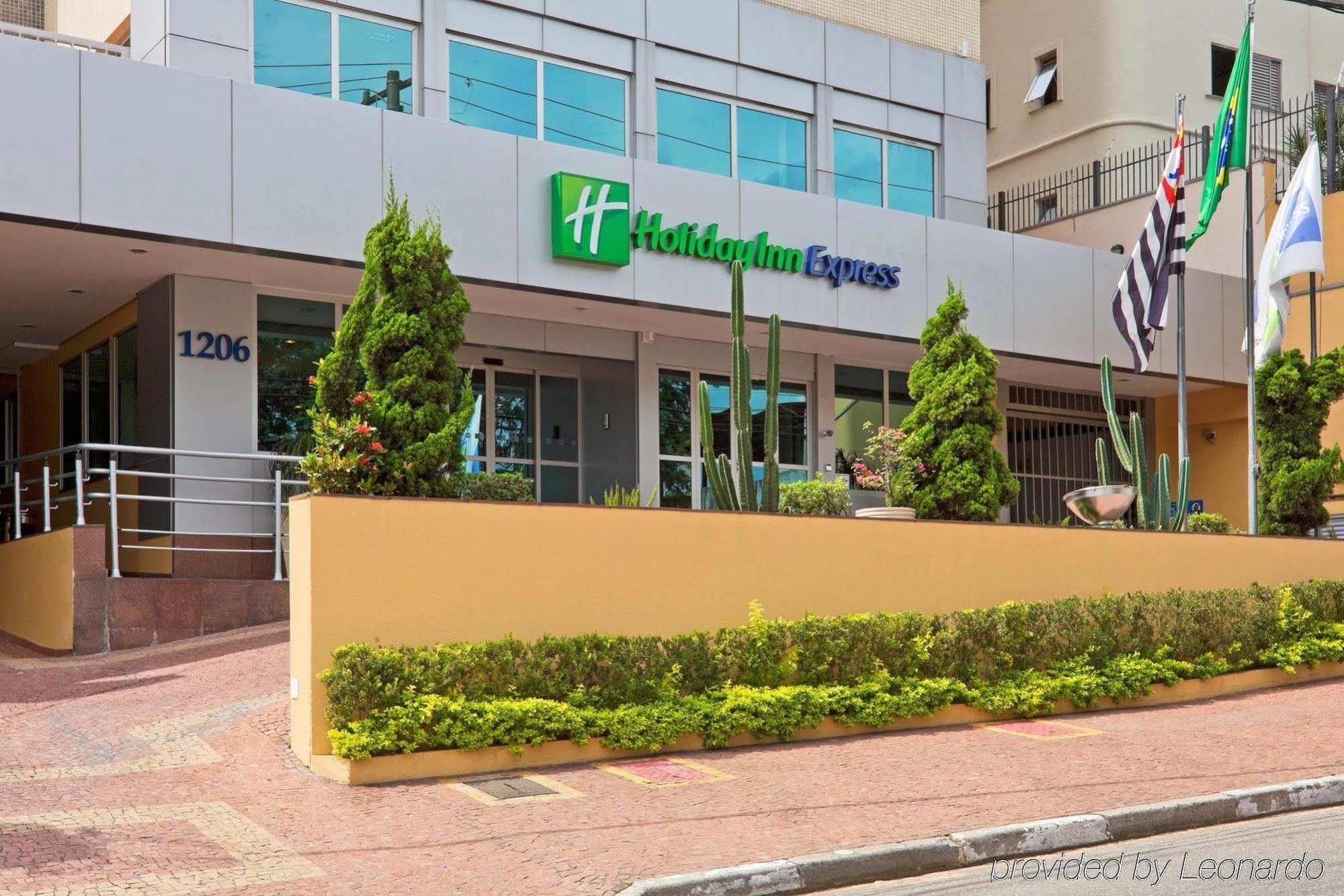 Holiday Inn Express Avenida Sumare เซาเปาโล ภายนอก รูปภาพ